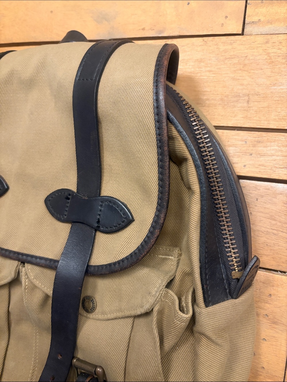 Filson Rugged Twill Rucksack Backpack Tan - Picture 8 of 17